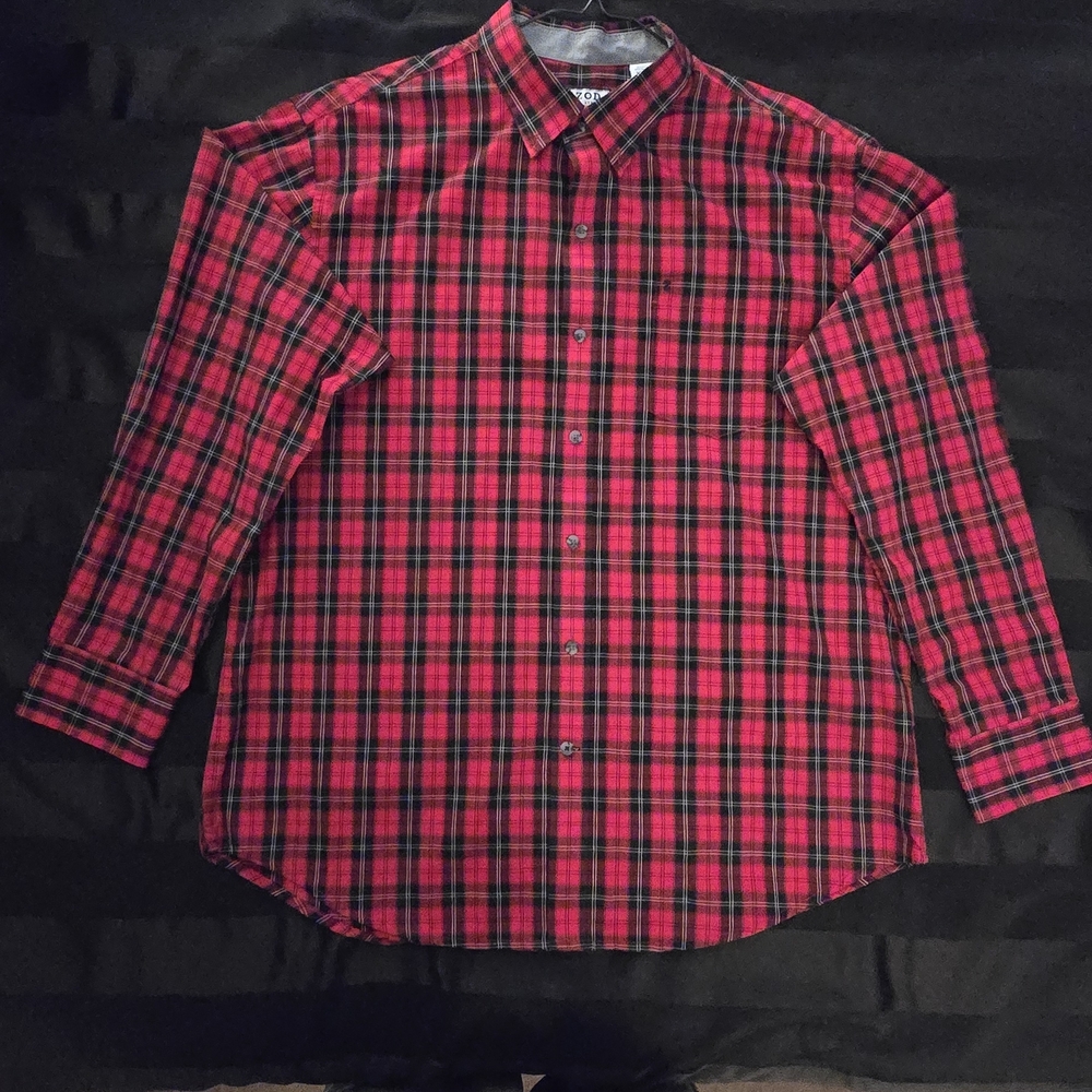 Izod Men's Red and Black Plaid Button Down Shirt